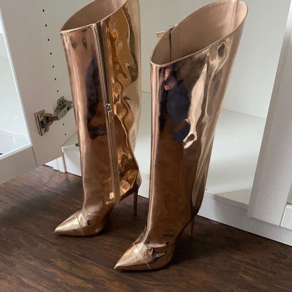 Alexandre Vauthier, size 35.5, Rose Gold boots